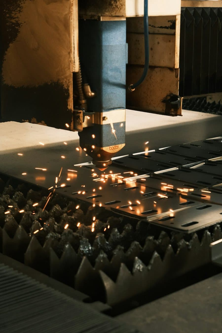 Fiber laser cutting steel, throwing sparks